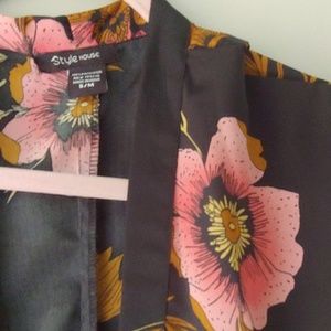 style house Other - Jacket style house Other - Jacket